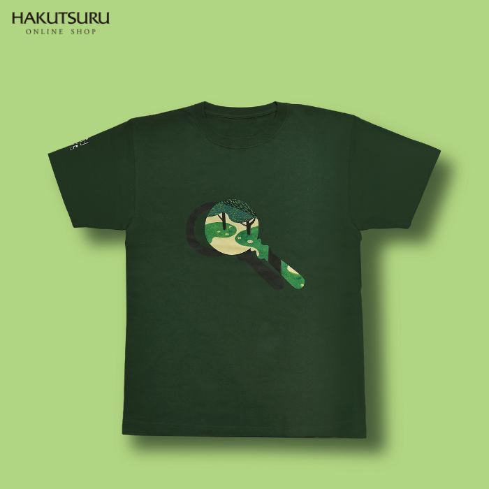 別鶴 木漏れ日のムシメガネ Tシャツ