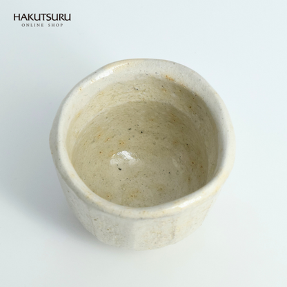大樋白釉ぐい呑み – 白鶴オンラインショップ【公式】|日本酒や酒粕 大樋白釉ぐい呑み – 白鶴オンラインショップ【公式】|日本酒や酒粕