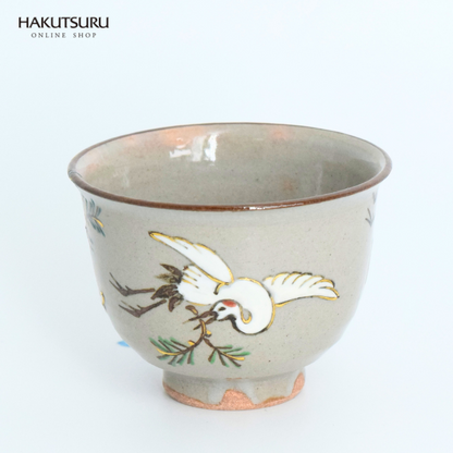 乾山写松喰鶴の絵盃 – 白鶴オンラインショップ【公式】|日本酒や酒粕 乾山写松喰鶴の絵盃 – 白鶴オンラインショップ【公式】|日本酒や酒粕